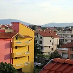 Ivanovi Πανσιόν