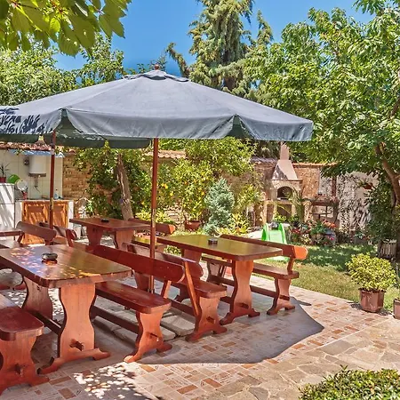 Ivanovi 3* 切尔诺莫雷茨