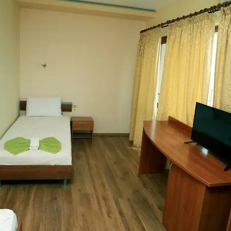 Ivanovi 3* チェルノモレツ