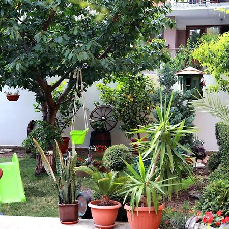 Ivanovi ゲストハウス