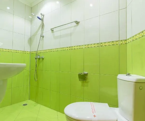 招待所 Ivanovi 切尔诺莫雷茨